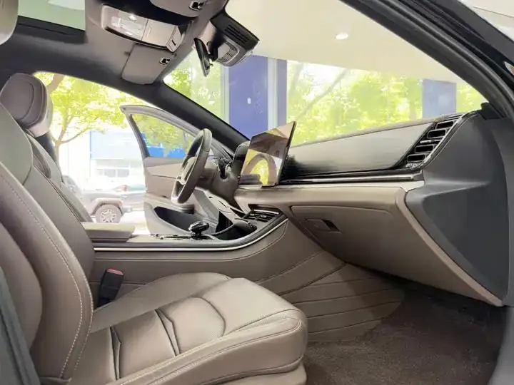 Han 2020 EV four-wheel drive high-performance flagship 12