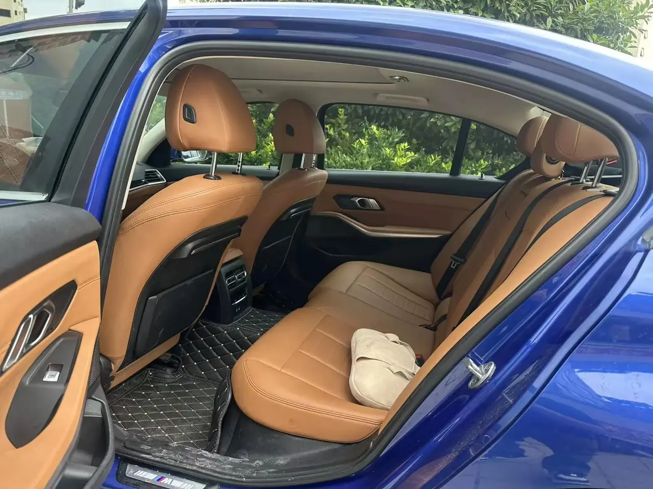BMW 3 Series 2020 model 320Li M Sport Package 5