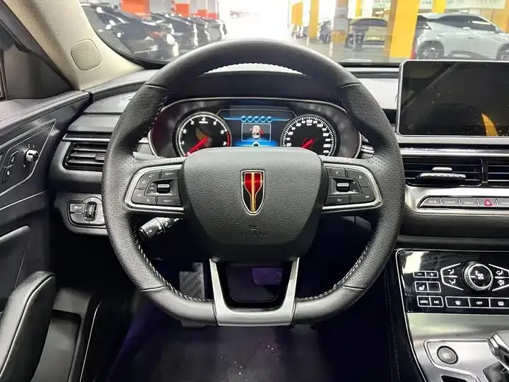 HongQi H5 2020 1.8T Auto Zhilian Flag Collar Edition 13