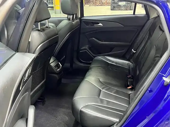 HongQi H5 2020 1.8T Auto Zhilian Flag Collar Edition 15