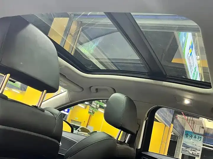 HongQi H5 2020 1.8T Auto Zhilian Flag Collar Edition 17