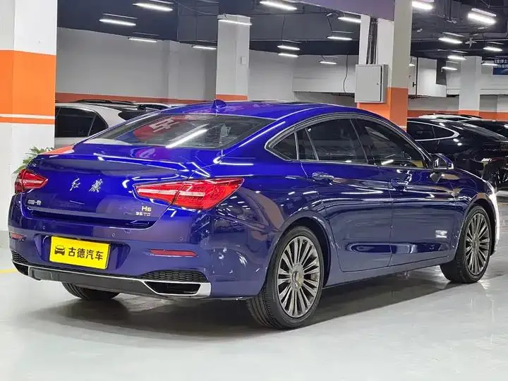 HongQi H5 2020 1.8T Auto Zhilian Flag Collar Edition 7