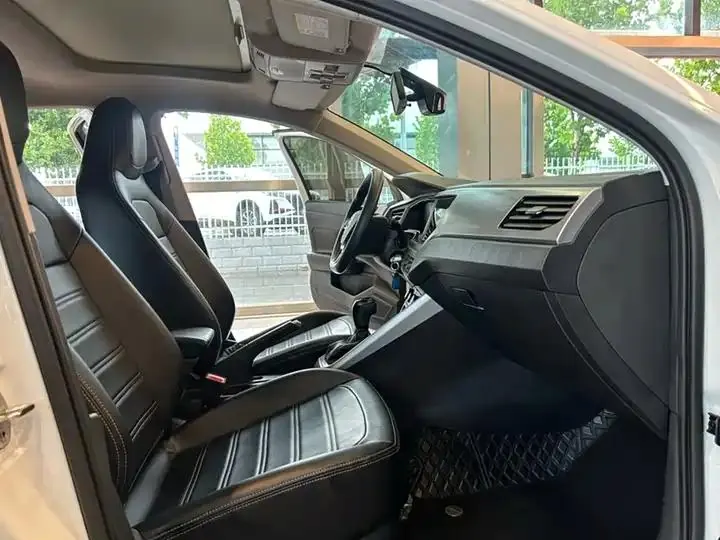 Polo 2023 Plus 1.5L Automatic Panoramic Music Edition 16