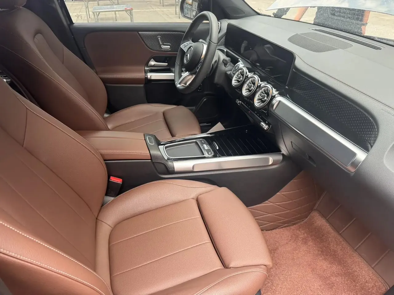 Mercedes Benz 2024 GLB 220 48V 2.0T Dynamic (Modified) Automatic Gear 4