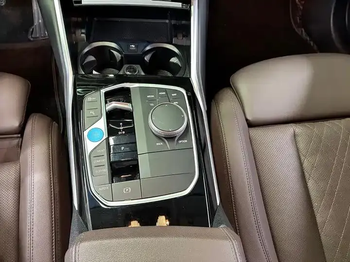 BMW i3 2024 eDrive 35 L 15