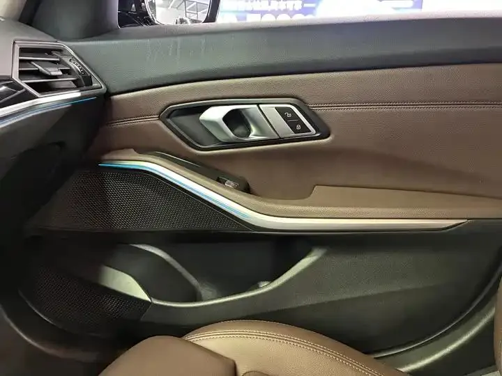 BMW i3 2024 eDrive 35 L 16