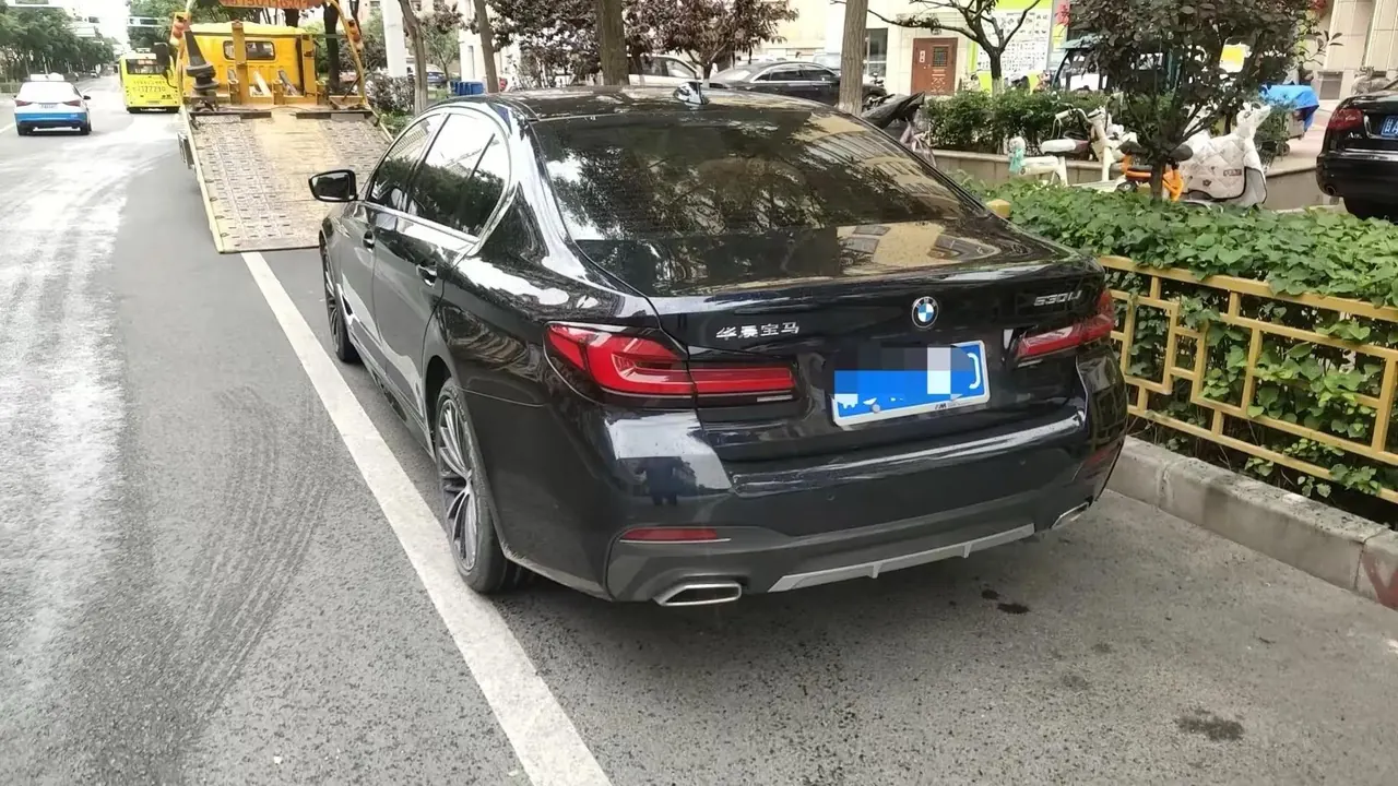 BMW 5 Series 2023 530Li 2.0T Luxury Model M Sport Package Automatic 4