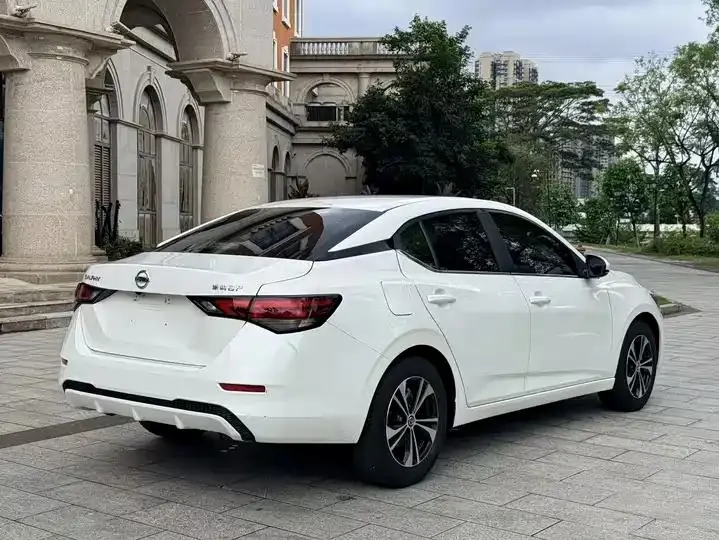 Sylphy 2022 1.6L XL CVT Comfort Edition 3