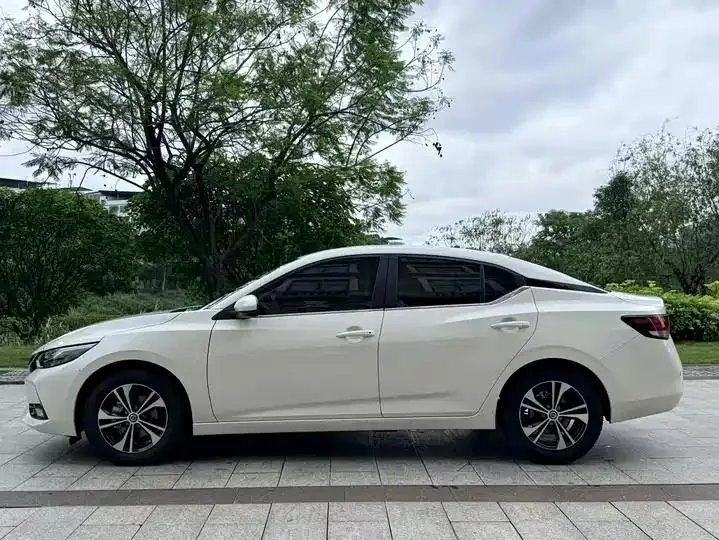 Sylphy 2022 1.6L XL CVT Comfort Edition 4