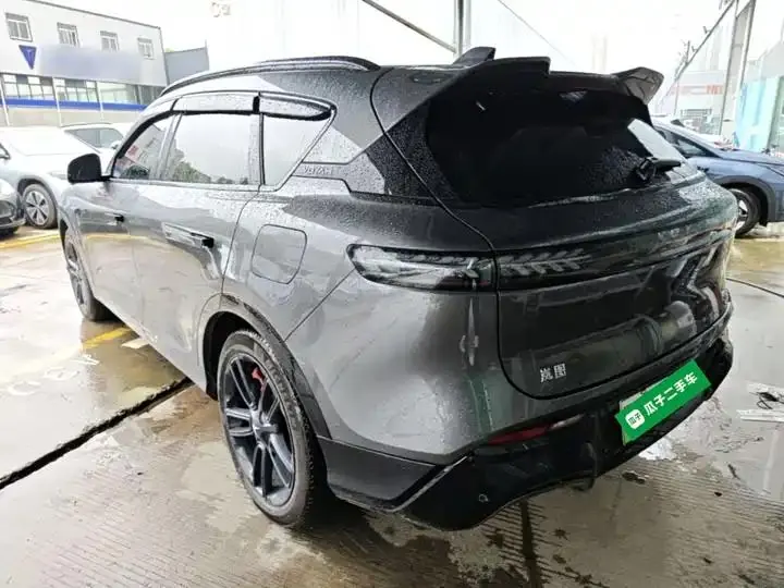 Voyah FREE 2025 318 259km 4WD Discovery Edition 23