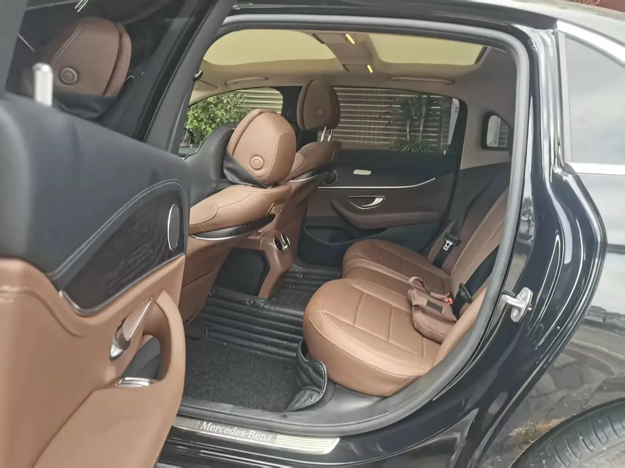 Mercedes Benz E-Class 2020 E 300 L Stylish Model 8
