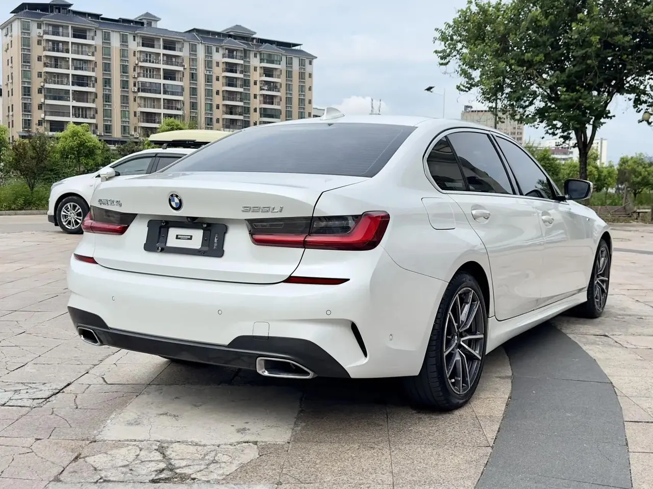 BMW 3 Series 2020 Change 325Li First Edition 4