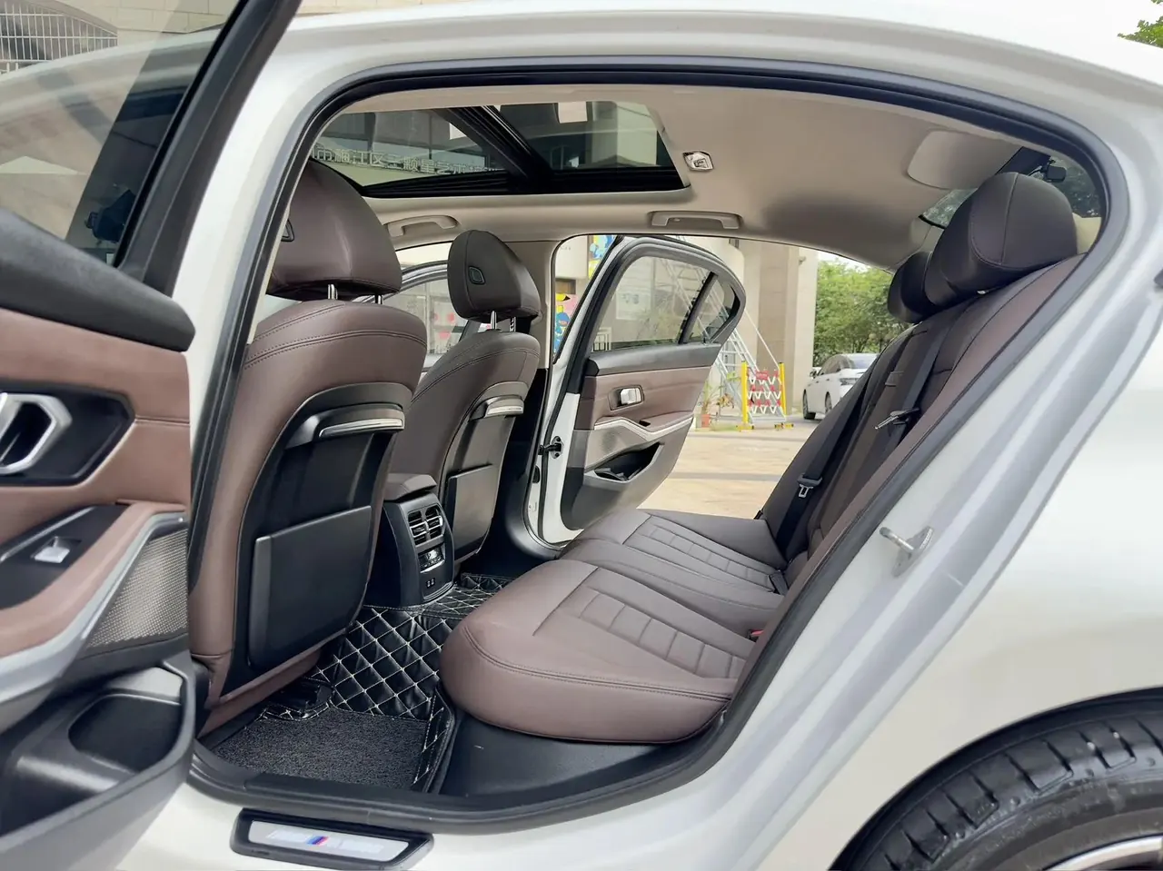 BMW 3 Series 2020 Change 325Li First Edition 8