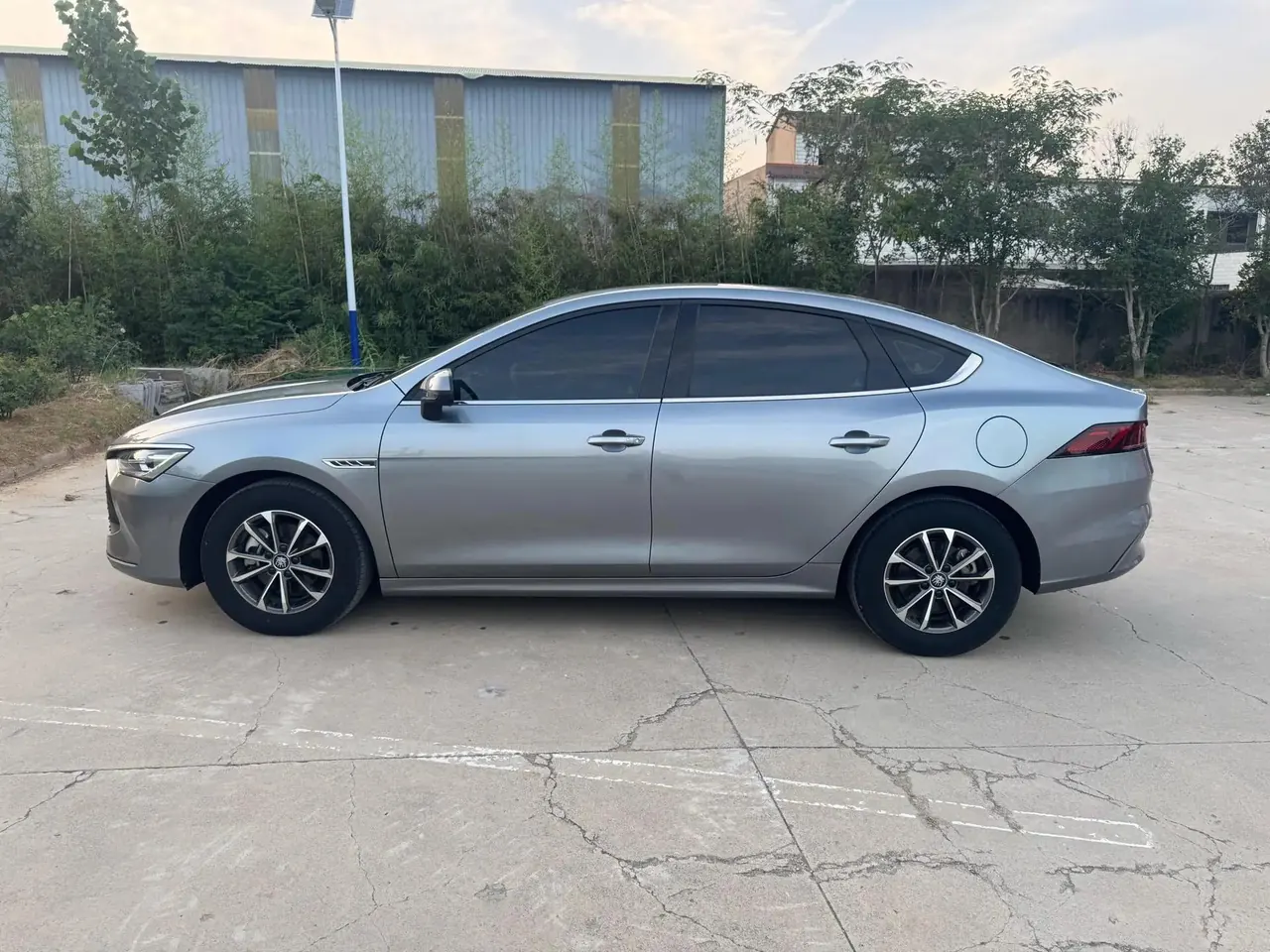 Qin PLUS 2021 DM-i 55KM Executive Edition 4