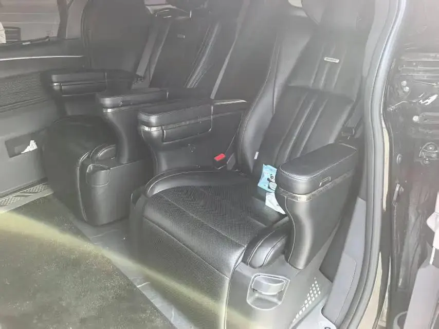 Toyota 2024 Sienna 2.5 CVT Comfort Edition Automatic 4