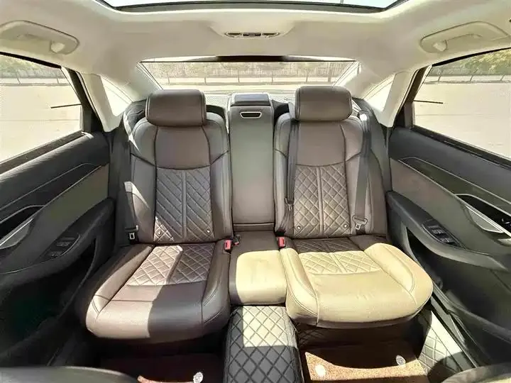 Audi A8 2021 model A8L 50 TFSI quattro Comfort version 21