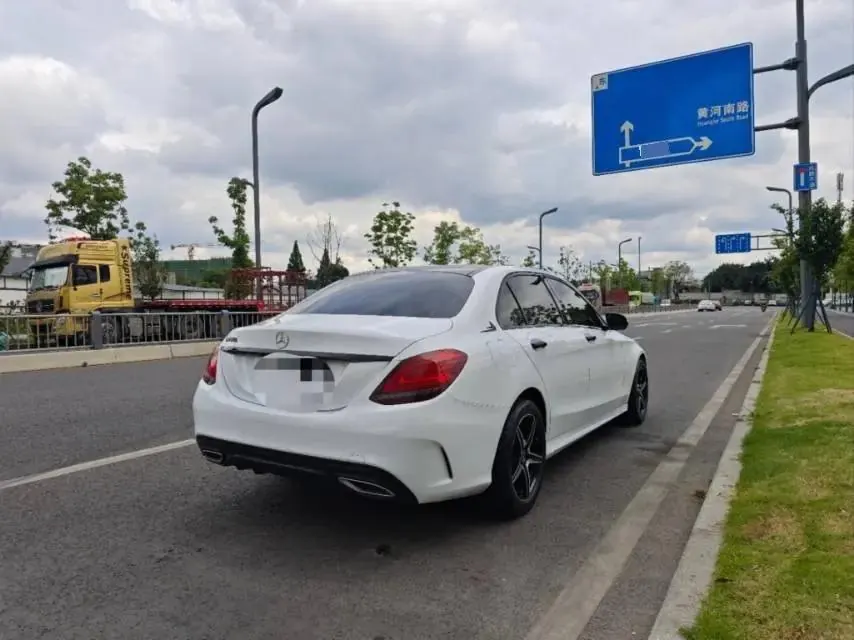 Mercedes Benz Class C 2020 C 260 L Sports Edition 6