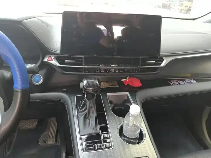 Sana SIENNA 2021 2.5L Hybrid Premium Edition 13