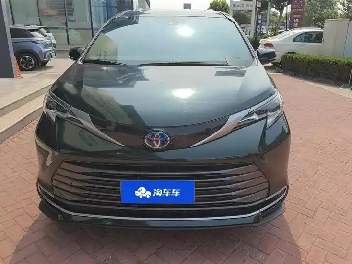 Sana SIENNA 2021 2.5L Hybrid Premium Edition 2