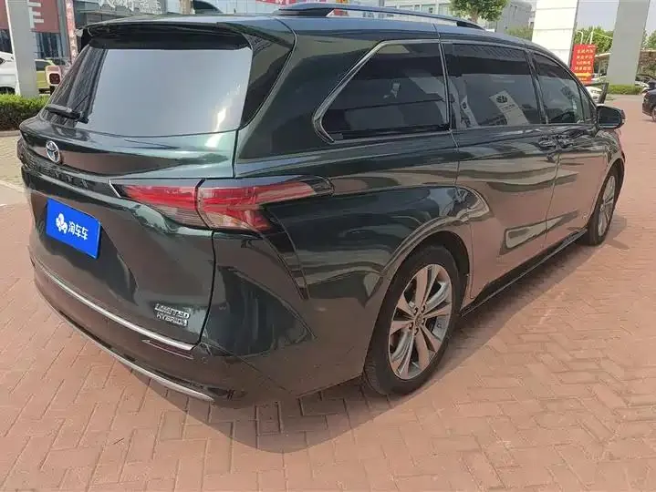 Sana SIENNA 2021 2.5L Hybrid Premium Edition 3