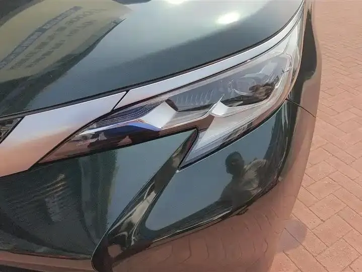 Sana SIENNA 2021 2.5L Hybrid Premium Edition 5