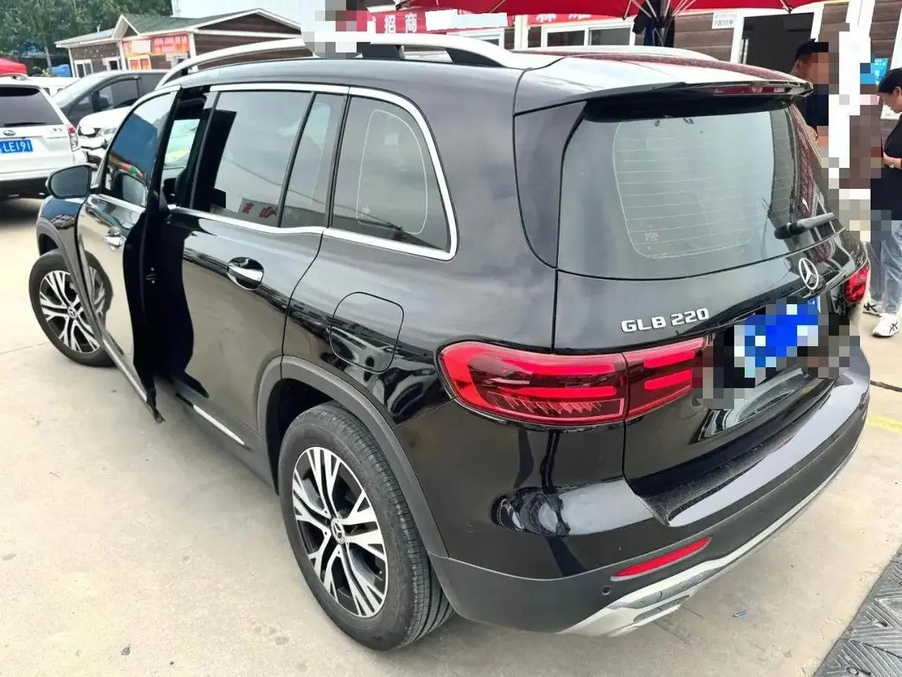 Mercedes Benz 2025 GLB 220 48V 2.0T Dynamic Automatic 4