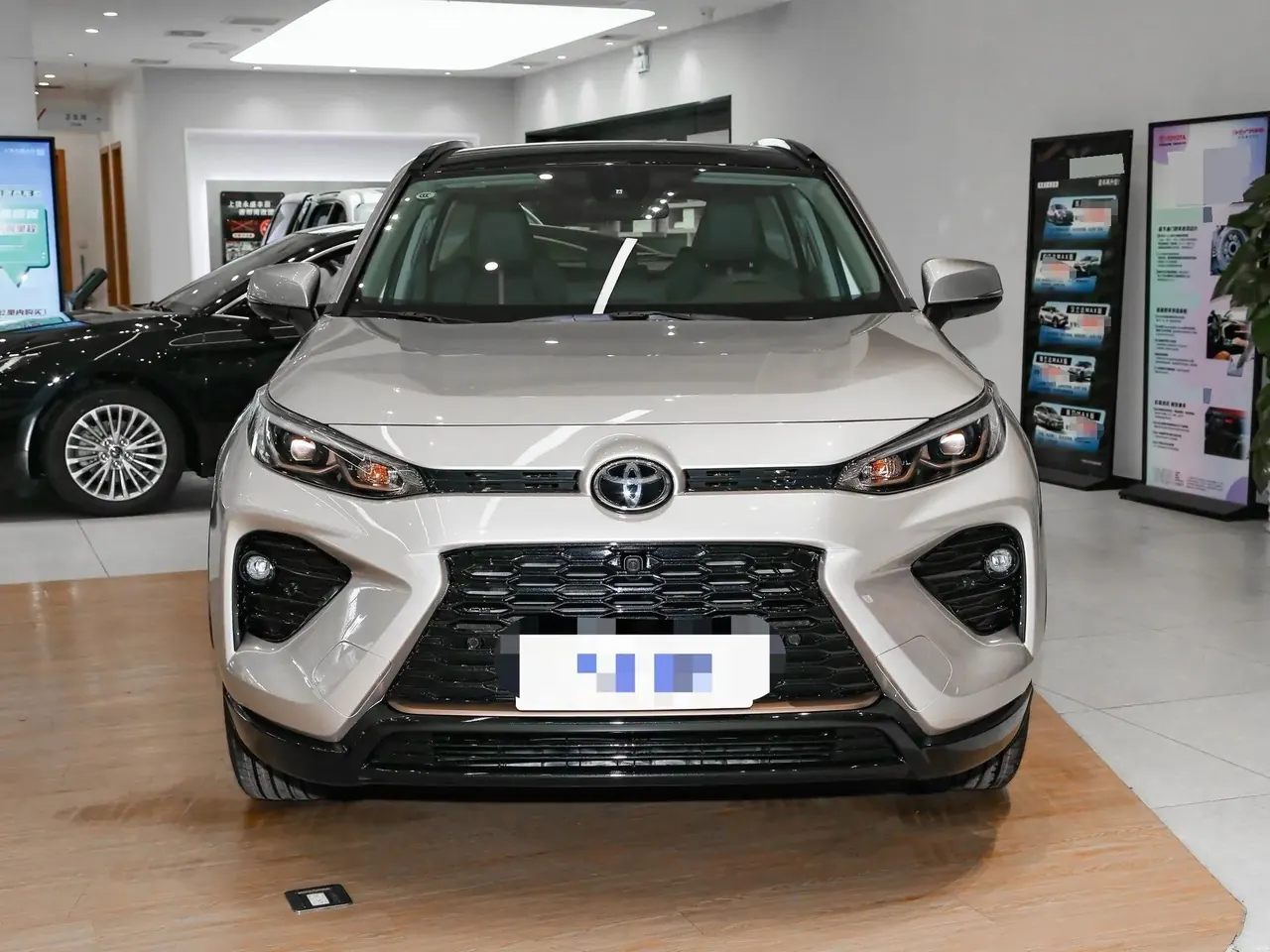 Toyota 2024 Willanda 2.0 Stepless Two-Drive Luxury PLUS Edition Automatic Gear 2