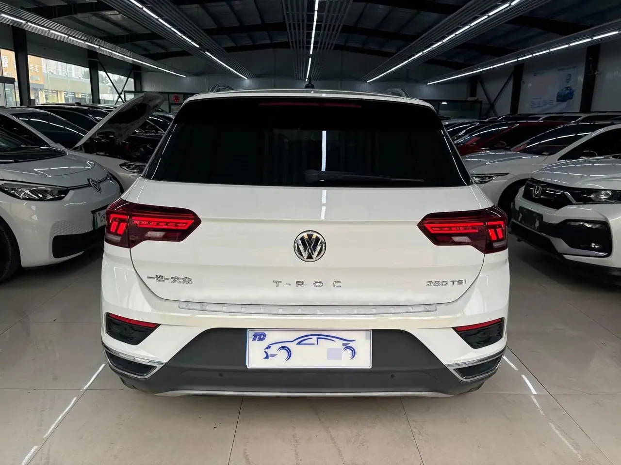 T-ROC 2021 280TSI DSG Front-Wheel-Drive Comfort Smart Connect Edition 6