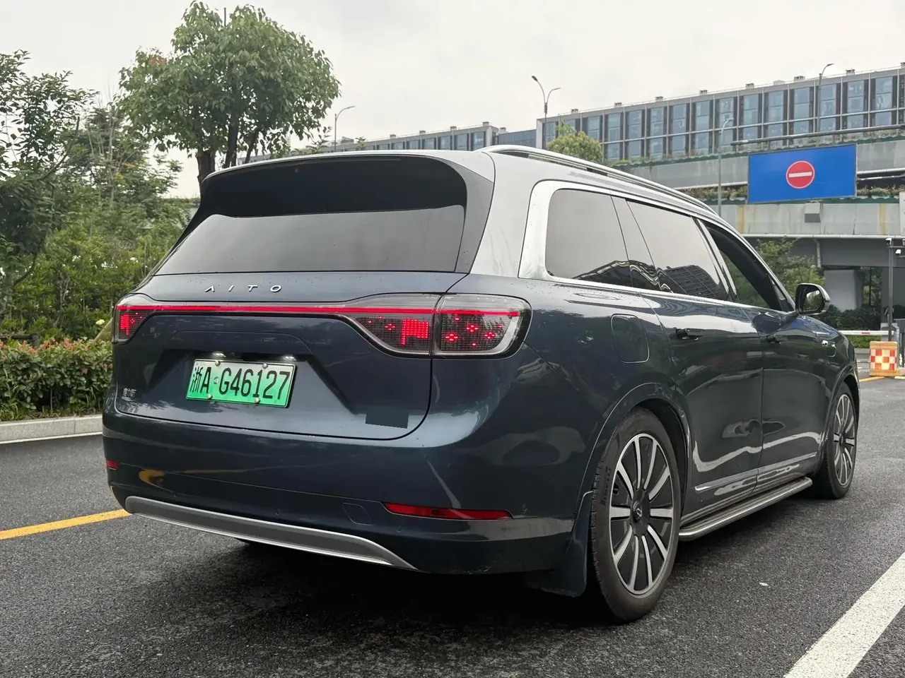 AITO M9 2024 extended range Ultra version 42kWh 11
