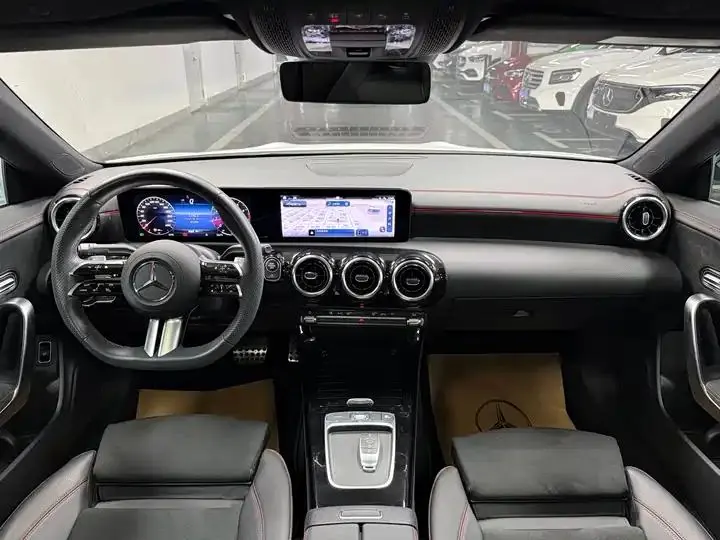 Mercedes Benz CLA 2024 CLA 200 12