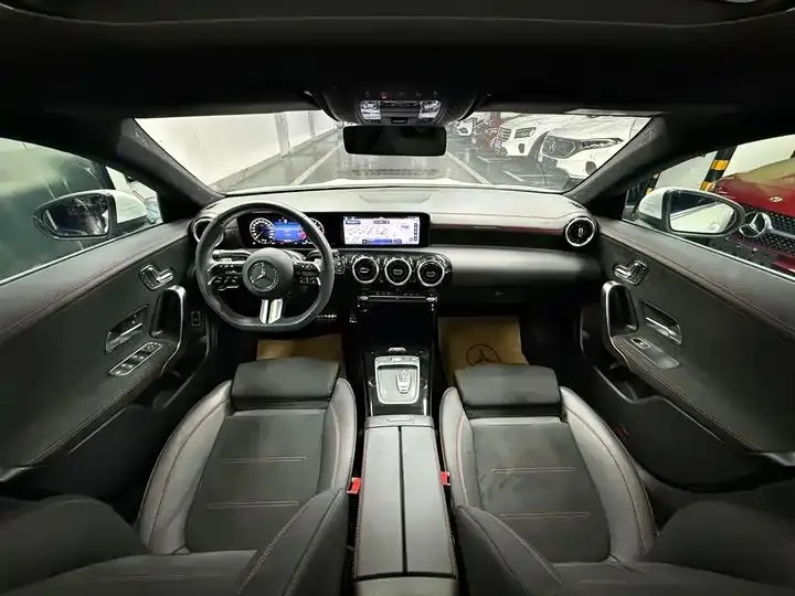 Mercedes Benz CLA 2024 CLA 200 13