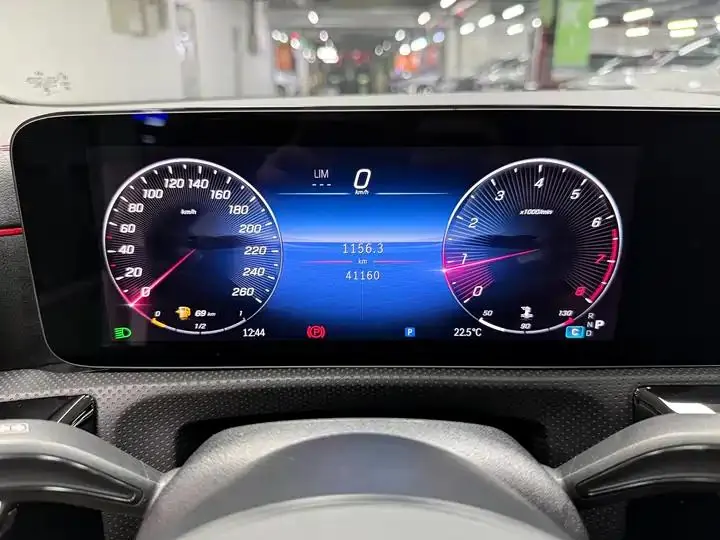 Mercedes Benz CLA 2024 CLA 200 4