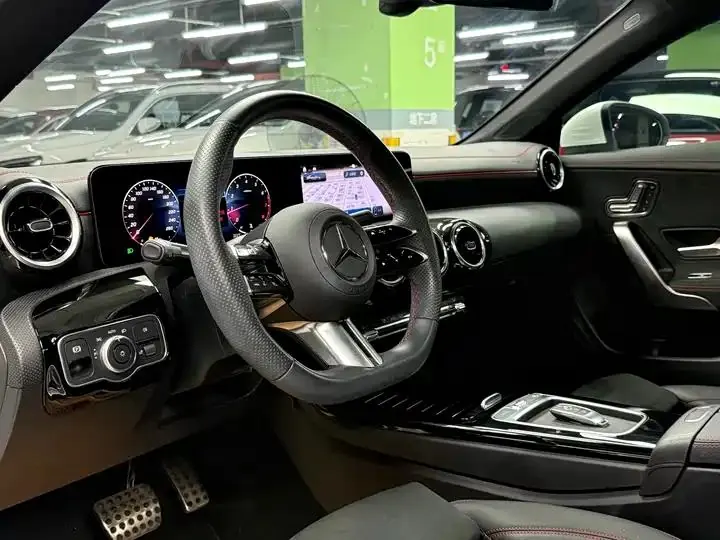 Mercedes Benz CLA 2024 CLA 200 6