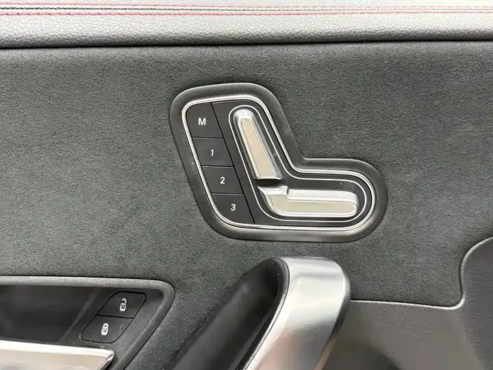 Mercedes Benz CLA 2024 CLA 200 8