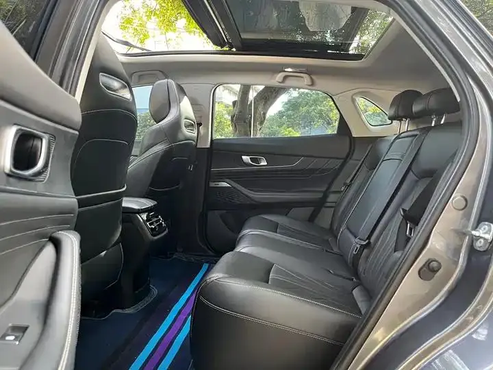 ChangAn UNI-K 2023 2.0T Two-Drive Pleasant Model 10