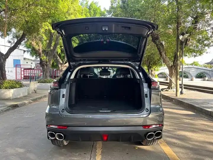 ChangAn UNI-K 2023 2.0T Two-Drive Pleasant Model 20