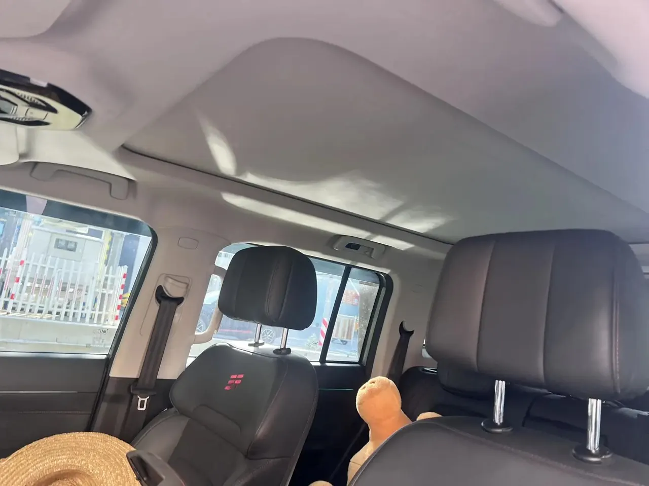Jetour Traveler 2023 2.0T Four-wheel Drive Through PRO 2