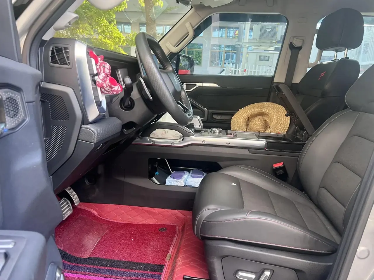 Jetour Traveler 2023 2.0T Four-wheel Drive Through PRO 6