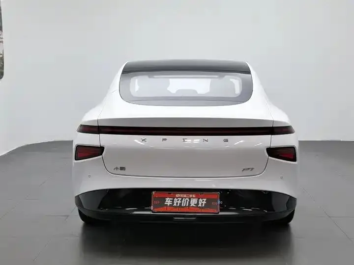 Xpeng P7 2020 586E 4