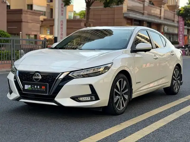 Xuanyi 2022 Electric Drive Edition e-POWER Super Luxury Ultra - View 1