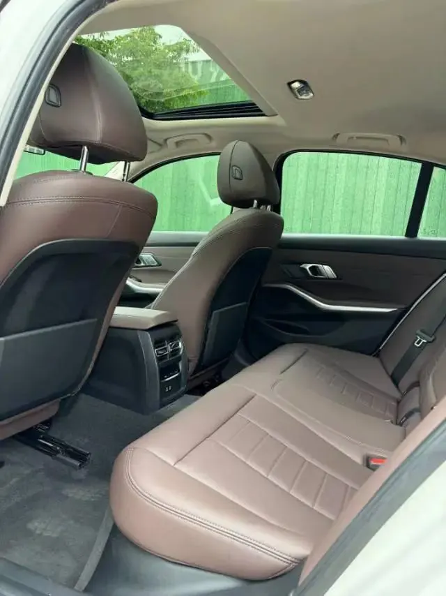 BMW 3 Series 2020 model 320i Sport Package 3