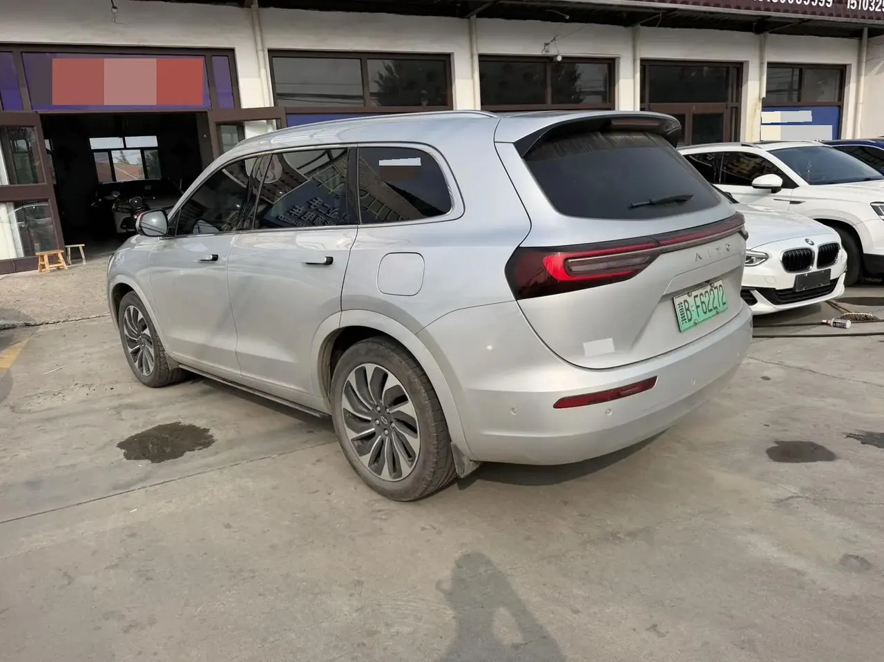 AITO 2024 AITO M7 Two-Wheel Drive Plus 5-Seater Automatic 2