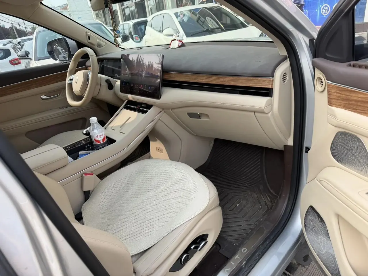 AITO 2024 AITO M7 Two-Wheel Drive Plus 5-Seater Automatic 7