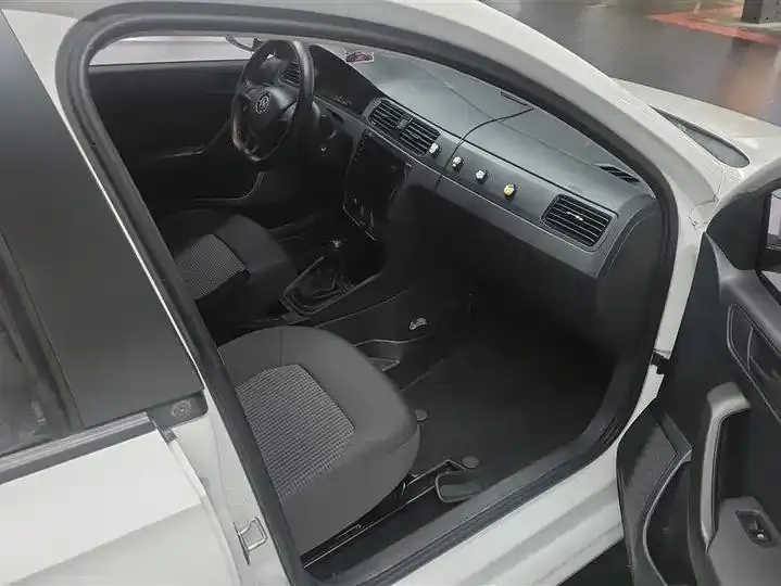 Santana 2021 1.5L Automatic Fashion Edition 8