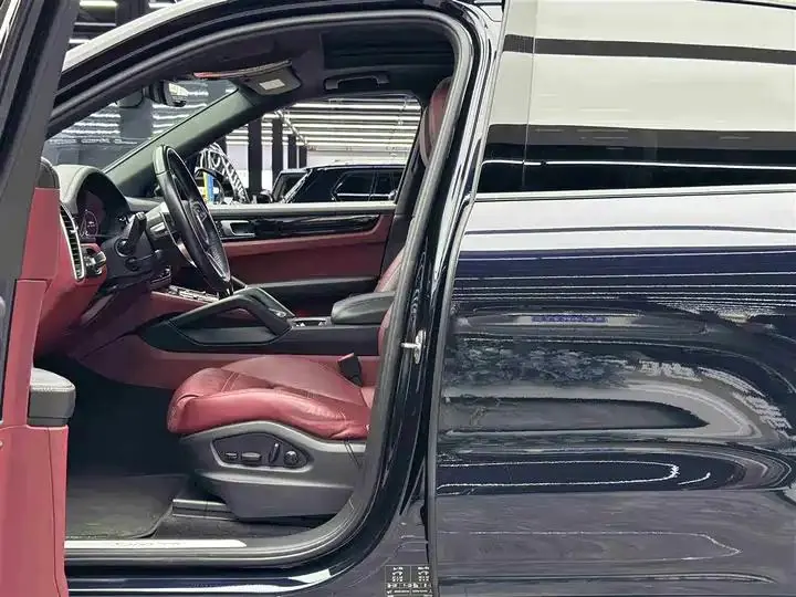 Cayenne New Energy 2021 Cayenne E-Hybrid 2.0T 6