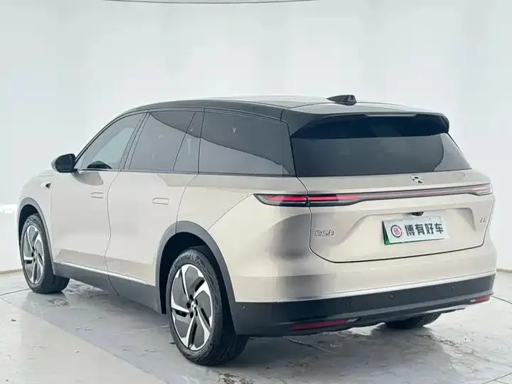 NIO ES8 2024 75kWh 14