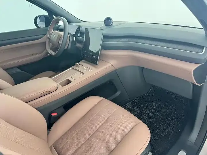 NIO ES8 2024 75kWh 9