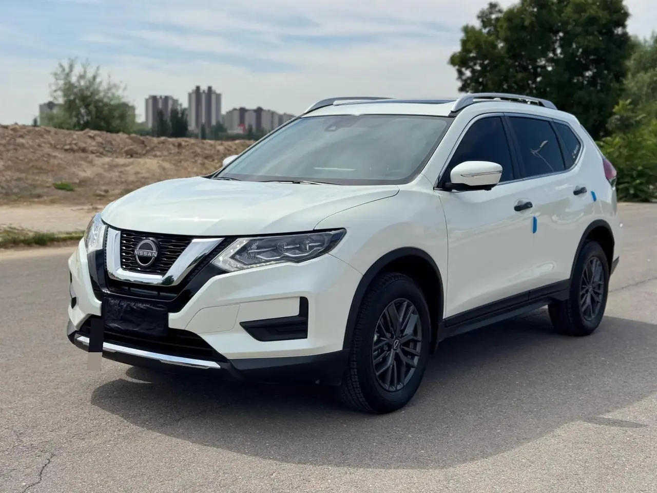 Открыть галерею: Nissan 2025 Qijun Honor 2.0 Stepless Two-Drive Leading Edition Automatic Transmission