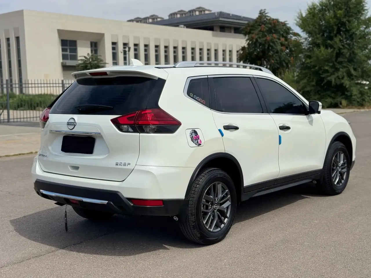Nissan 2025 Qijun Honor 2.0 Stepless Two-Drive Leading Edition Automatic Transmission 7