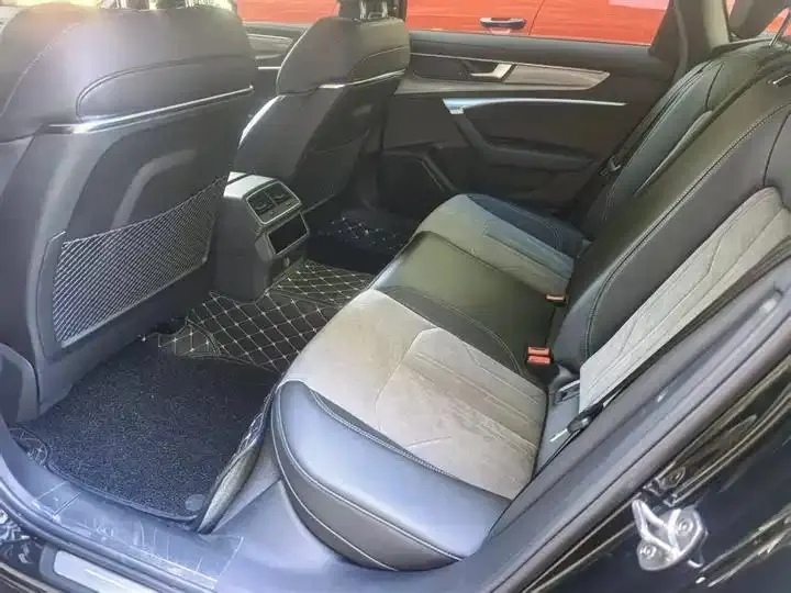 Audi A6L 2022 45 TFSI Selected Dynamic Type 5